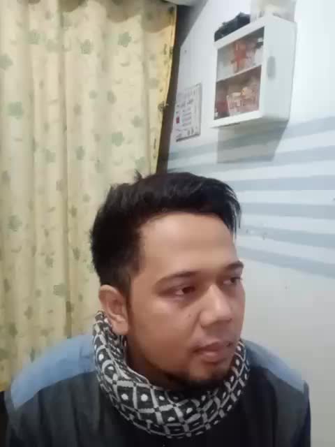 asalamu alaikum nama teguh pratikno 28th domisili palmerah jakarta barat.  robbi kholaq toha minnur #voiceoframadangtv