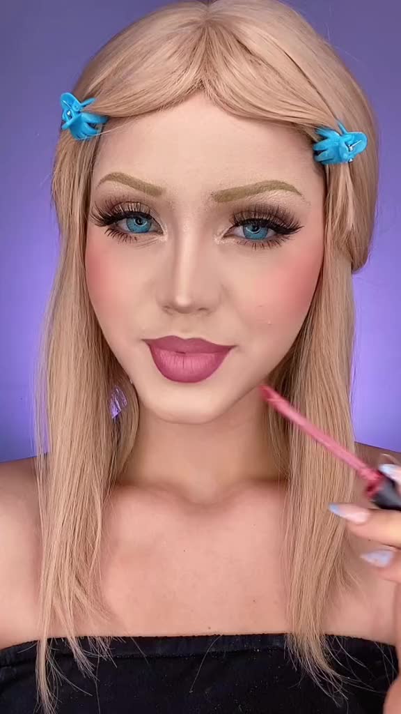 Makeupnya cinderela lucu juga