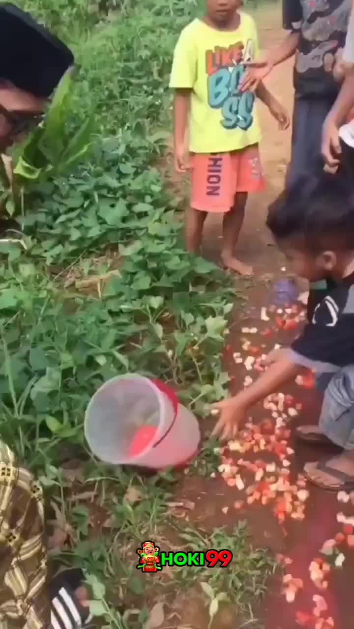 Kebanyakan Gaya Sih