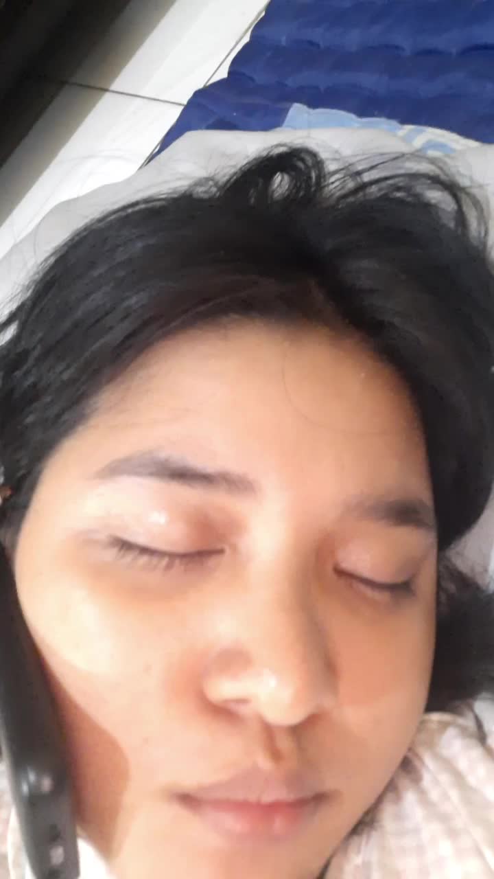 biar tidur tp masih bisa ngeladenin org dr tlp