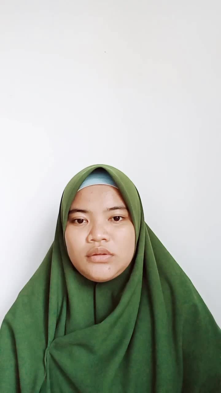 Qoriyatulaeni_19 tahun_Karawang Jawabarat _Allah Allah Aghitsna         #Voiceoframadhan