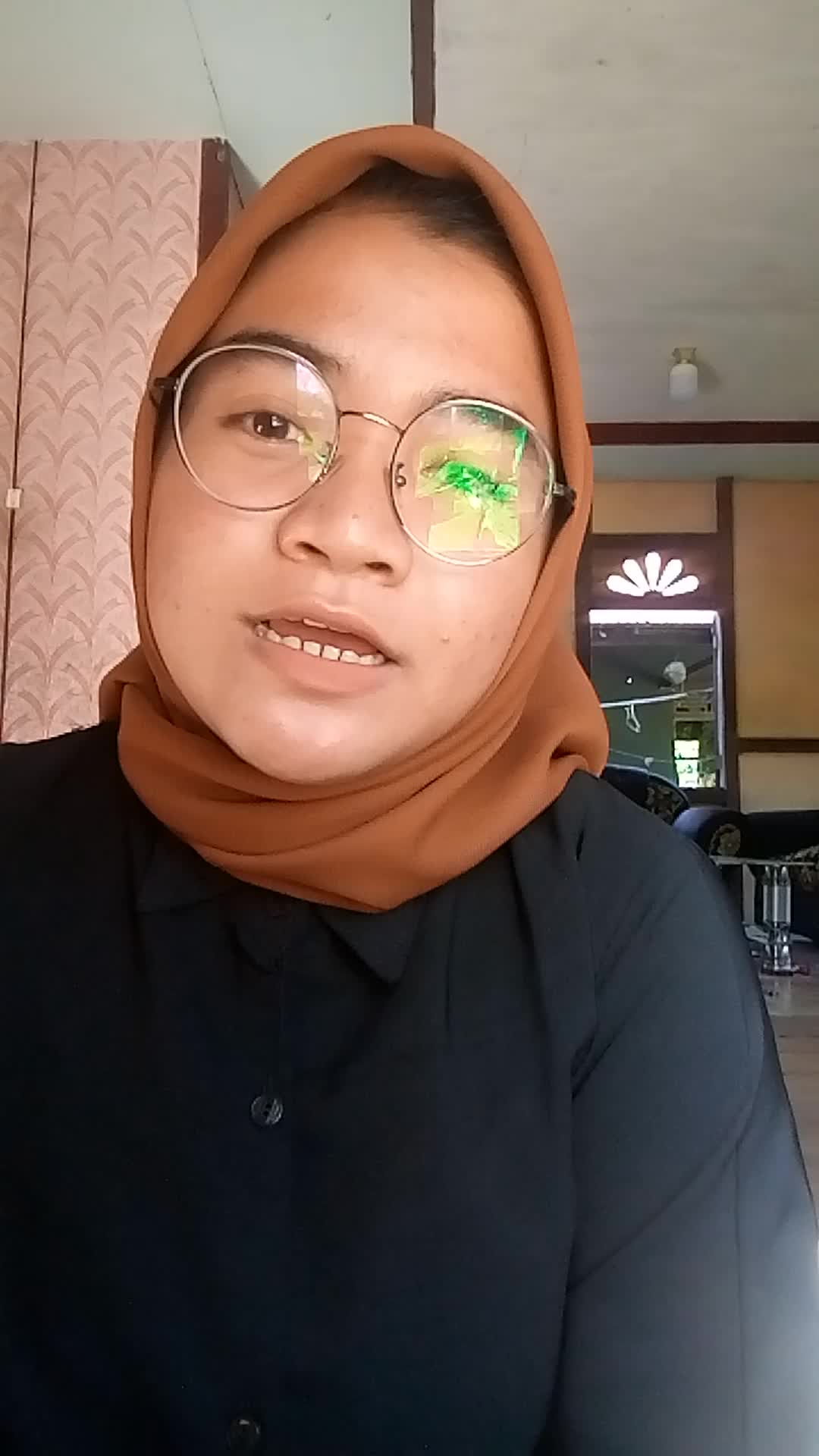 saya Rosalinda 18thn Asal kab. sambas kalbar semoga rejeki terjutu kepada saya amiin #OnlineAuditionRisingStarIndonesiaDangdut
