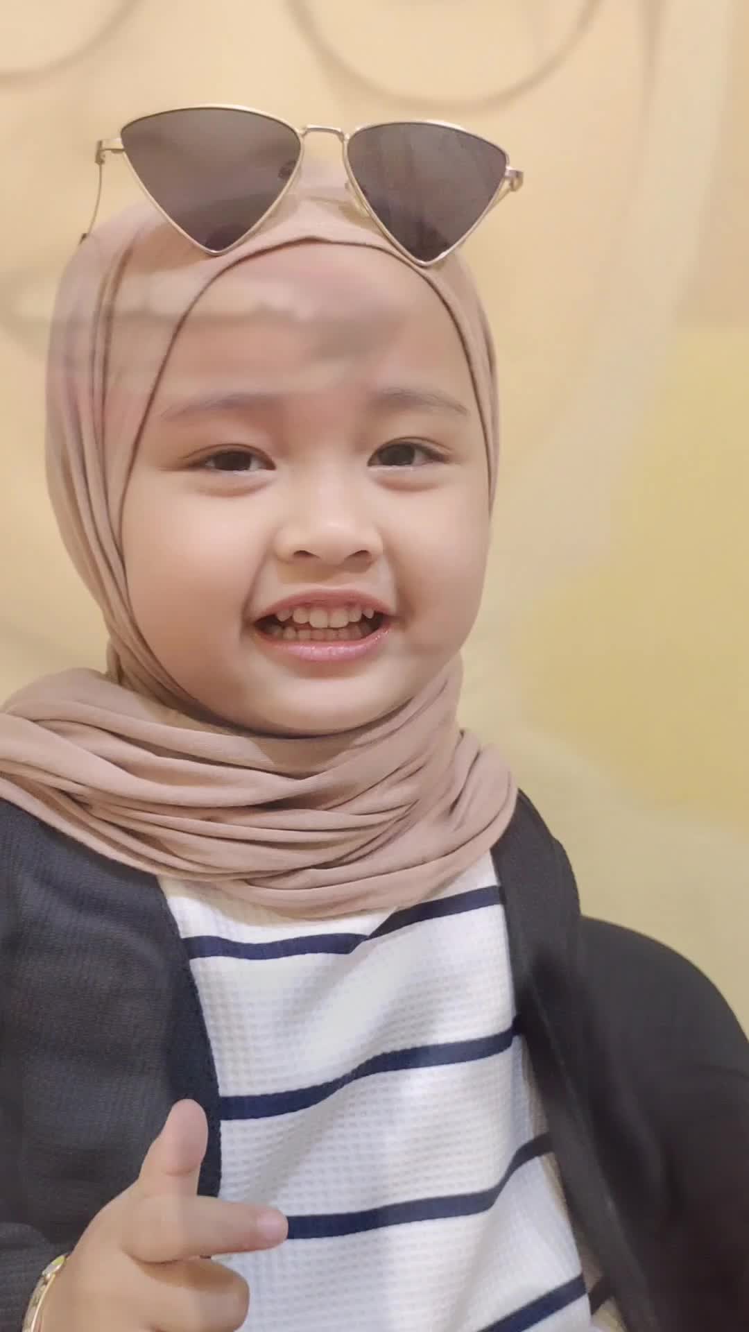 lagu kebangsaan mamih SalmaSalsabil🤣