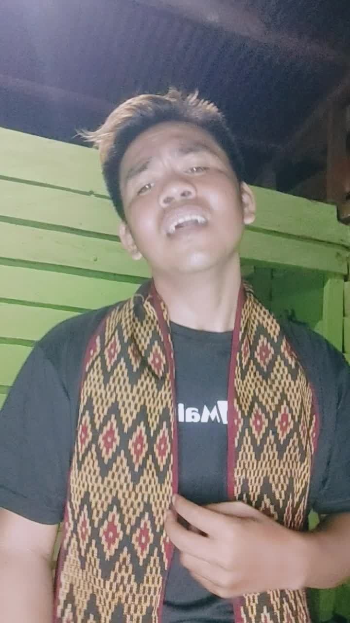 menunggu yang tak kunjung datang membuat hati dilema jayapura papua #ONLINEAUDITIONRISINGSTARINDONESIADANGDUT