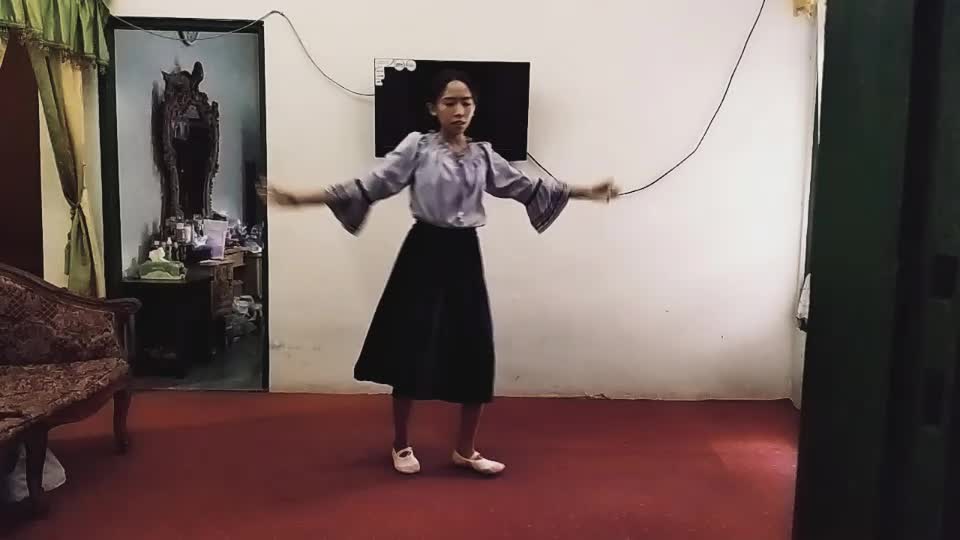 MI2022_Aphia Chrisnatalie Helena_Talenta_Menari 