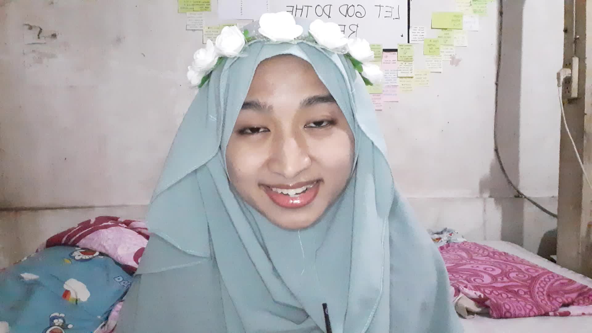 Friday Veronica Florencia_26 Tahun_Jakarta_Peace Be Upon You