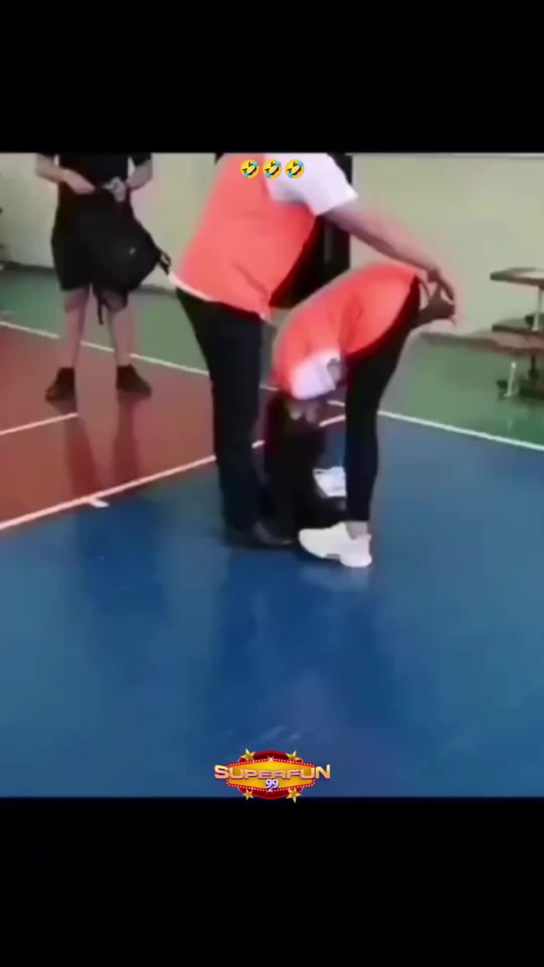 Eh Apa Tuh Yang Ketinggalan?