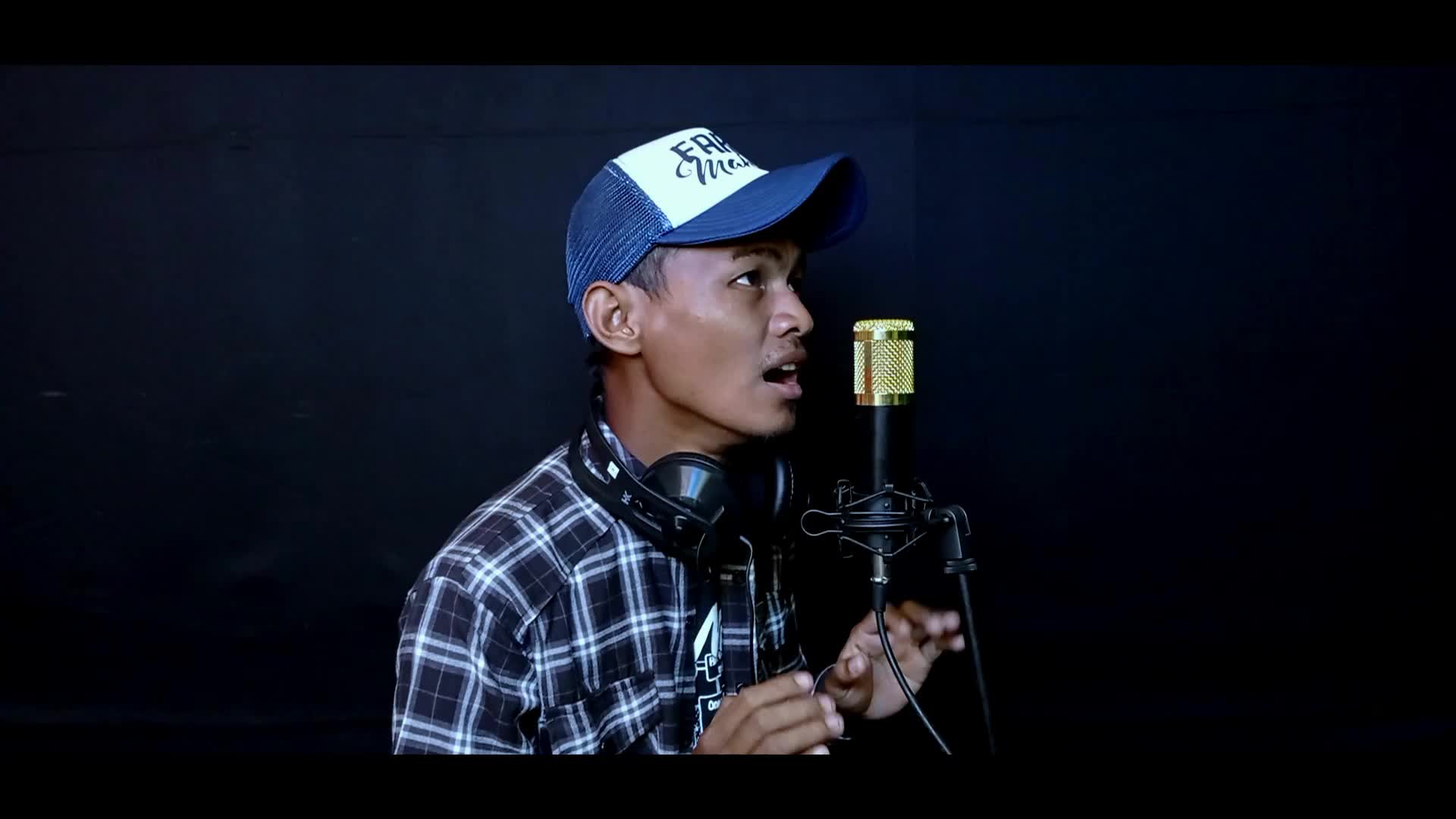 Faris Mahesa - Mungkin Hari Ini Atau Esok Nanti Cover Anneth 