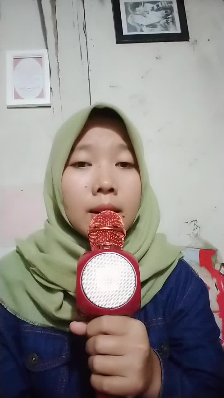 cover song "Tanpa Batas Waktu" Ade Govinda & Fadly. by Uswatun H.