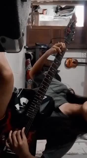 tania anggraini_palembang_ Ibu ( iwan fals )