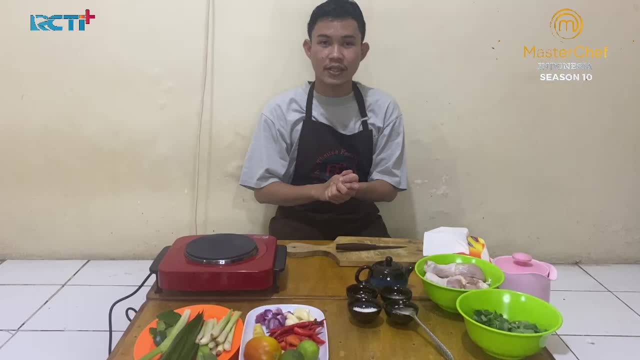 masakan khas manado (ayam woku) 
#onlineauditionmci10