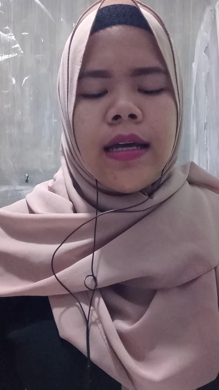 XFI2021 LUPITA SARI MEDAN 23TH TITANIUM (DAVID GUETTA FEAT SIA) 