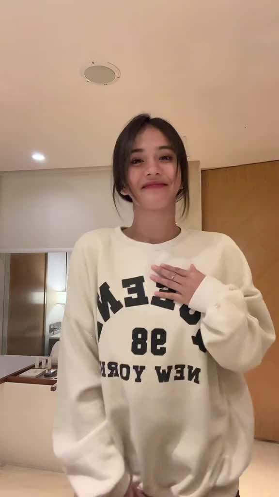 Saixe Malampagi by Anggun