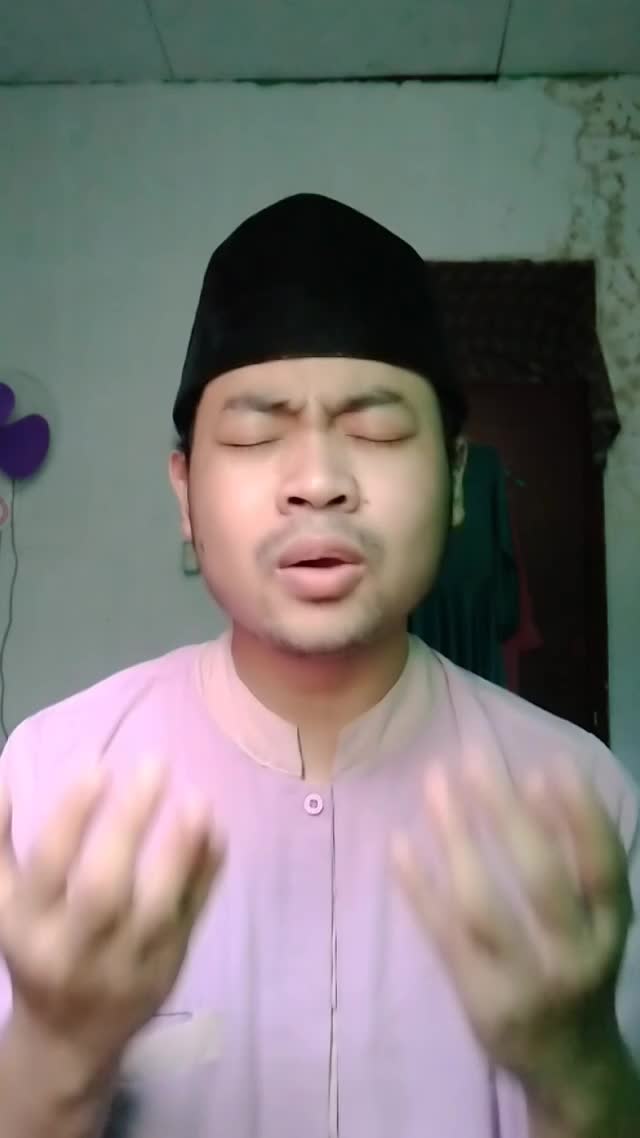 Nama : Arul Umur: 20  Asal :Karawang judul lagu : Allah Yaa maulana Hobi :Bersholawat No.hp: 089605569224