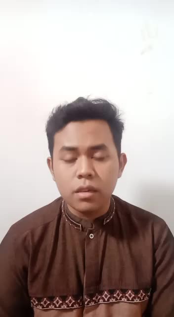 Nama : Muhammad Ahsan Zaenal Faqih  Asal Kabupaten Garut Jawabarat, Umur 21th  Hobby :Sholawatan judul: Isyfa'lana #VoiceOfRamadhan2021