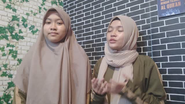 (duo) Refa & mira.kab.paser kaltim,judul lagu : salam untuk Baginda nabi.umur 16th #voiceoframadanGTV