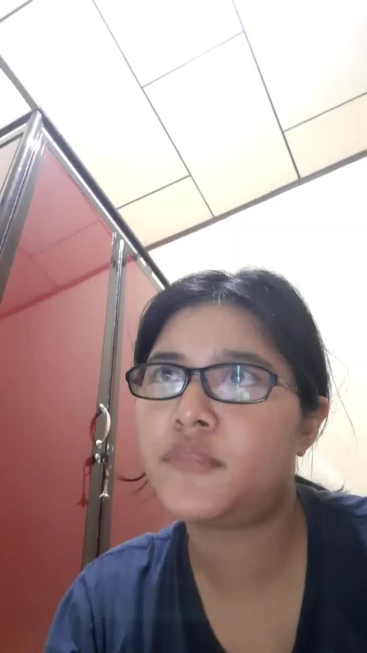 gue gak sukaaaaa