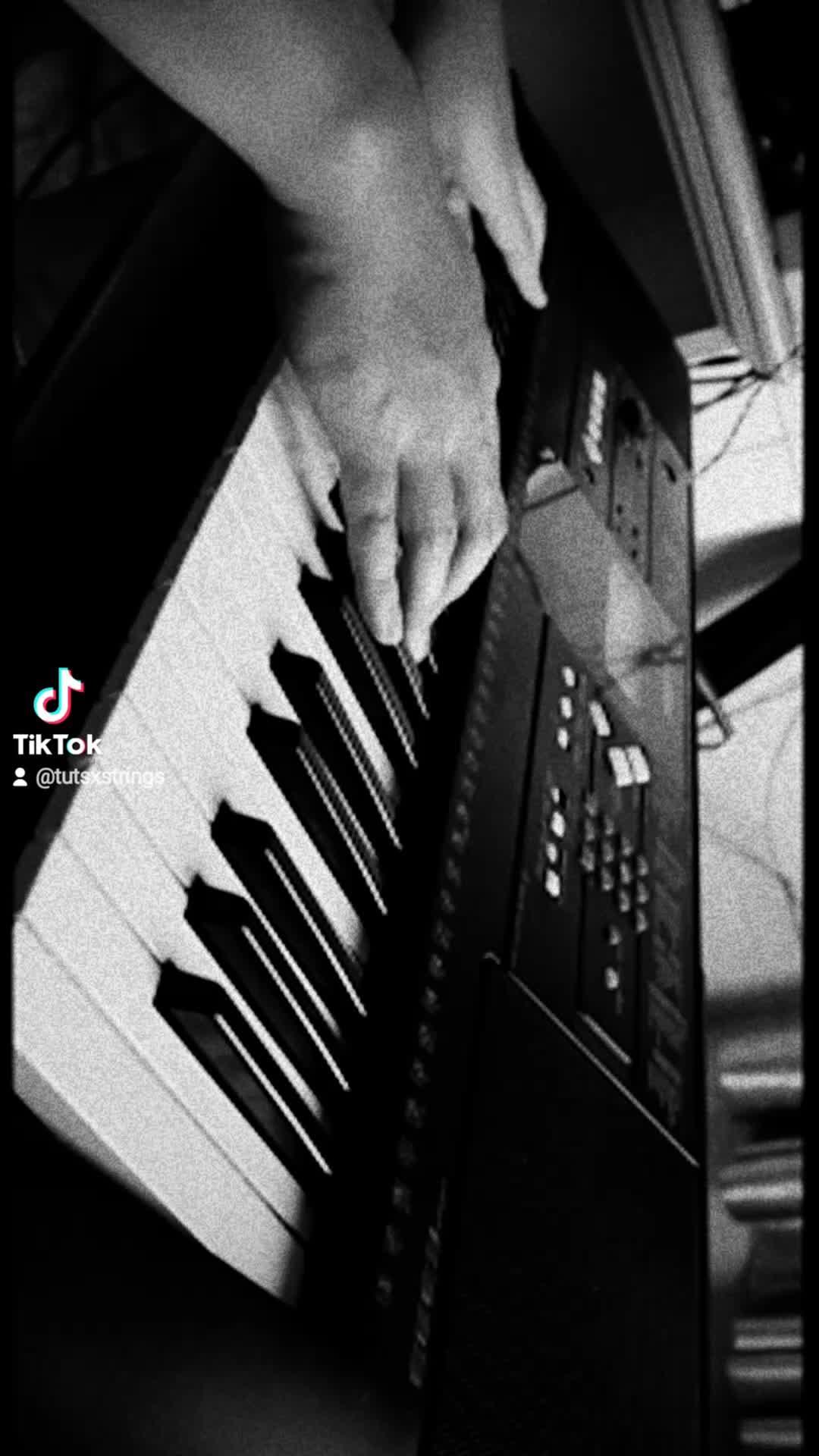 Treat You Better - Shawn Mendes (J's Piano Cover) (Mellow Version)