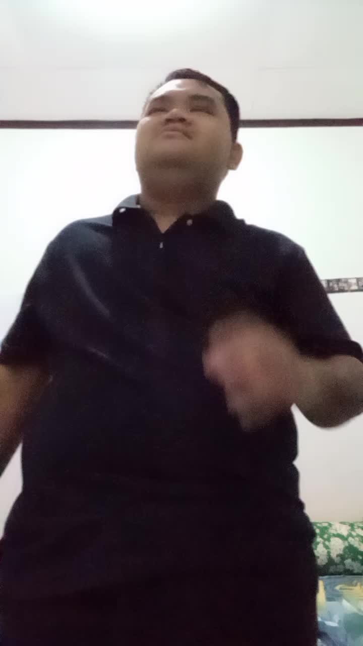 Hai saya Bramadi Ibrahim asal Bandung menyanyikan lagu Lesti - Egois semoga bagus #ONLINEAUDITIONRISINGSTARINDONESIADANGDUT