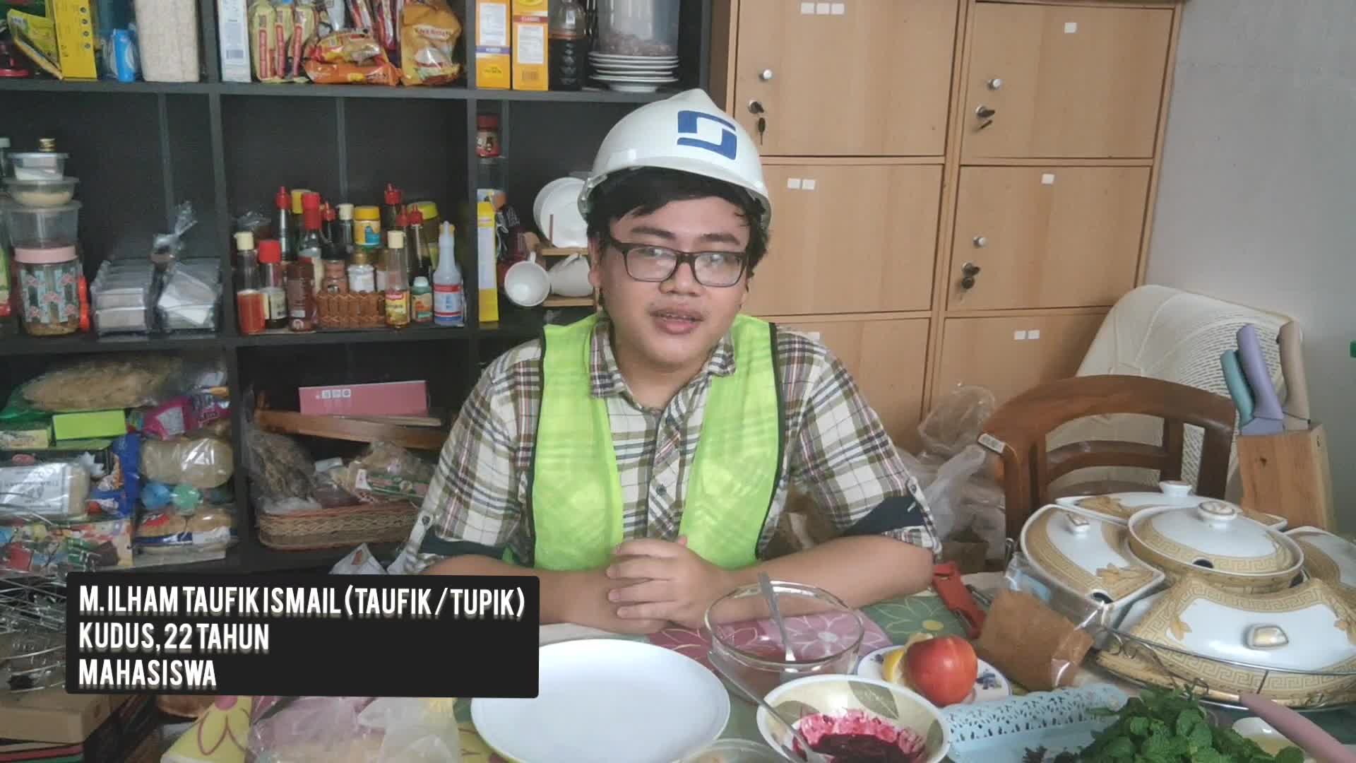 [JANGAN KAGET PAS LIAT!] Simple & Delicious~ Apple and Berries Crumble (Deconstructed Pie!) Taufik, 22 tahun dari Kudus. #onlineauditionmci8