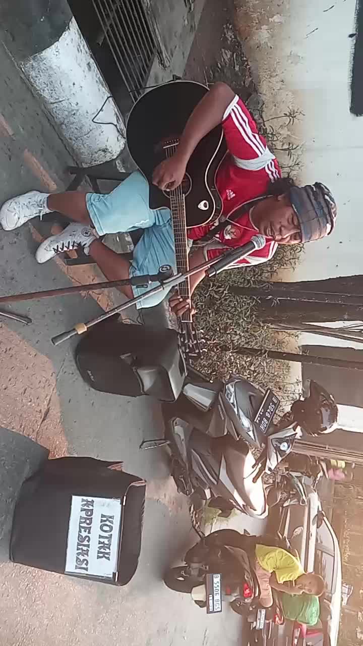 XFI2023 SOLO MEIDY 38TAHUN CENGKARENG(KAPUK PULO)  ESTRANGED (GNR)