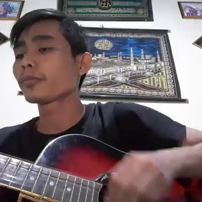 Bissmillahhirohmannirohim.....Saya Achmad zakaria Asal Lampung .....Datang Untuk Pergi #RISING STAR INDONESIA DANGDUT