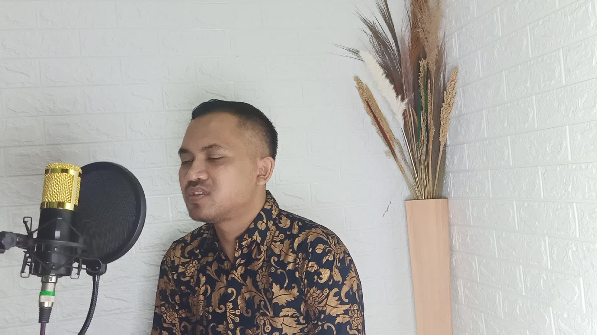 Burhanudin_34_Purwokerto_Ninggali Tatu #HOT, #Thenextdidikempot, #sobatambyar, #DidiKempot, #NinggaliTatu, #Cover
