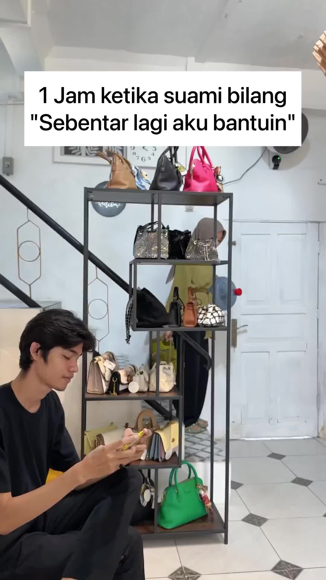 Siapa nih yang suka begini sama pasangannya? 😅