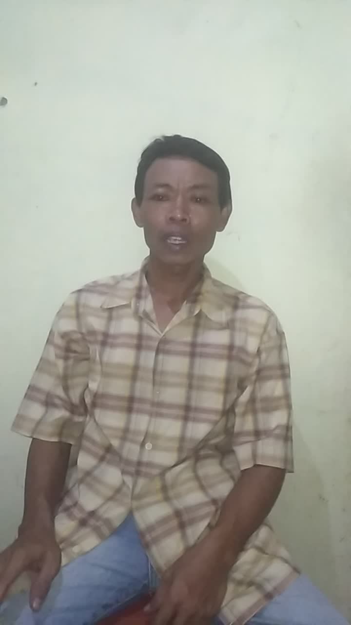 alasan saya ikutan acara ini saya ingin meyalurkan bakat saya untuk jadi seorang penyanyi.trimaka