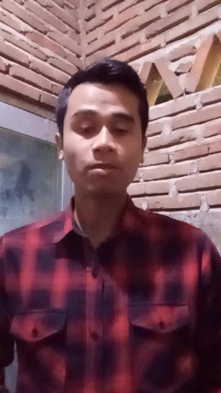 Perkenalkan saya Arya asal Maros SulSel,semoga bisa lolos utk bahagiakan ibu. #OnlineAuditionRisingStarIndonesiaDangdut