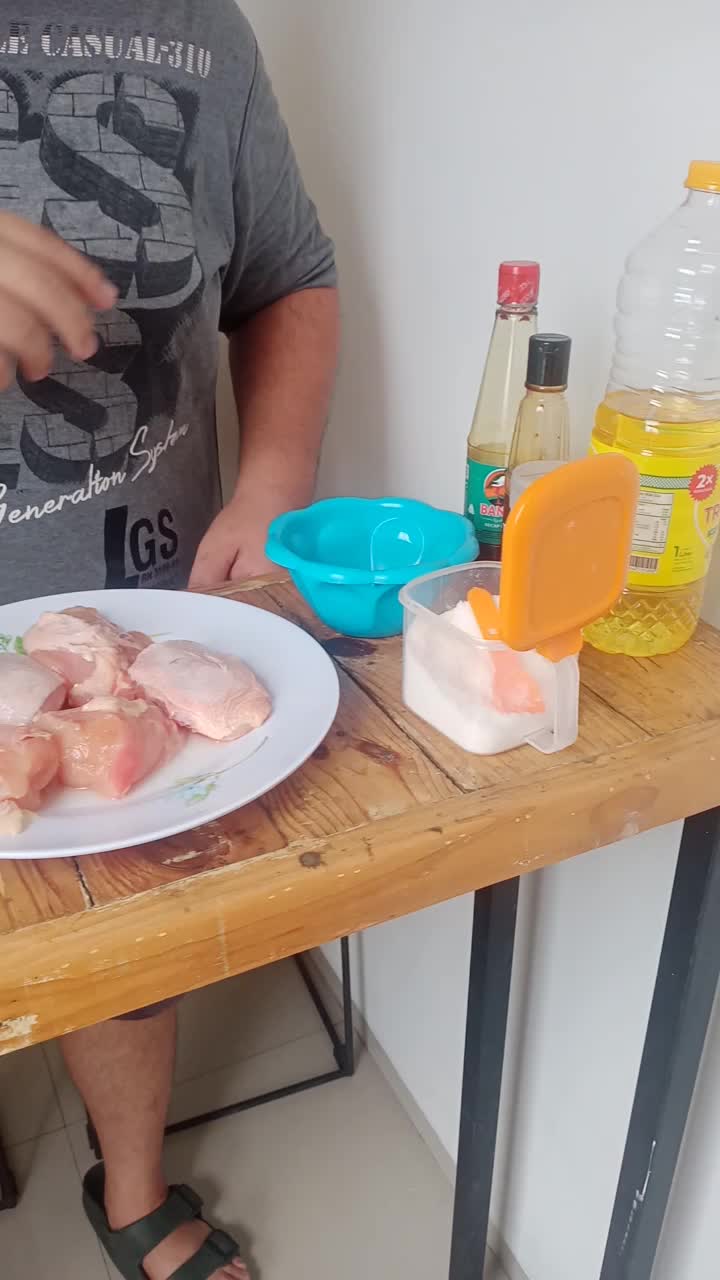 mari kita membuat ayam krispi saus teriyaki yg tentu nya simpel dan enak mantull 
