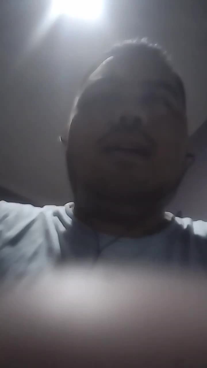 cover cinta luar biasa 