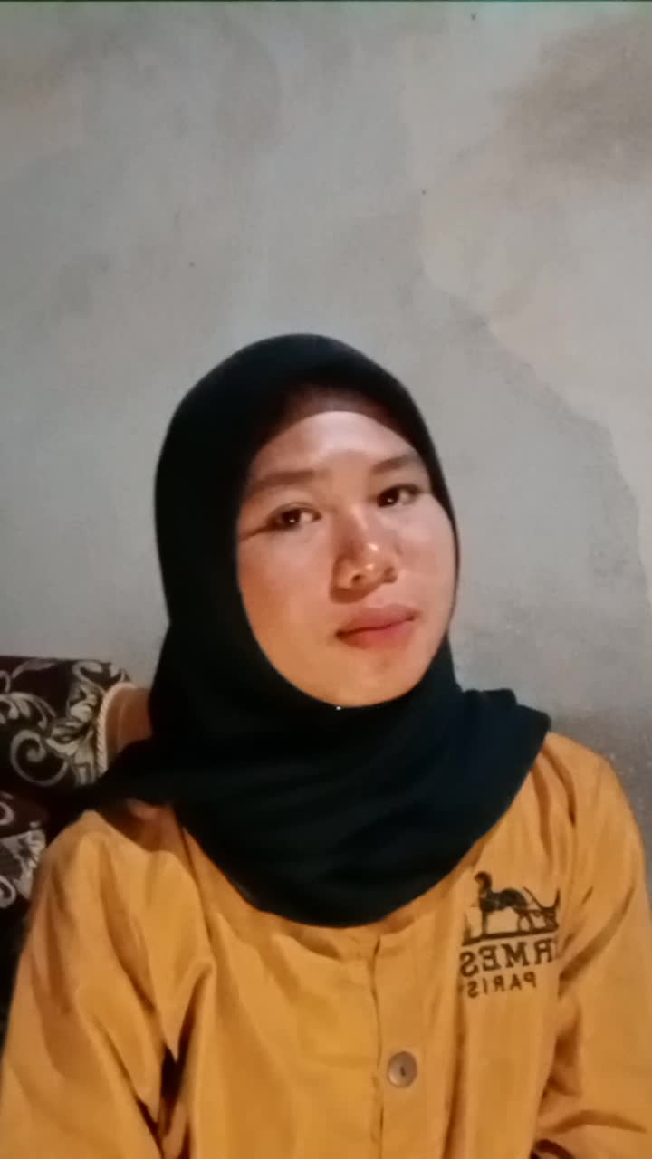 Nama : Nurul Hikmayanti, Usia : 19 tahun,Judul lagu : Tirani #OnlineAuditionRisingStarIndonesiaDangdut