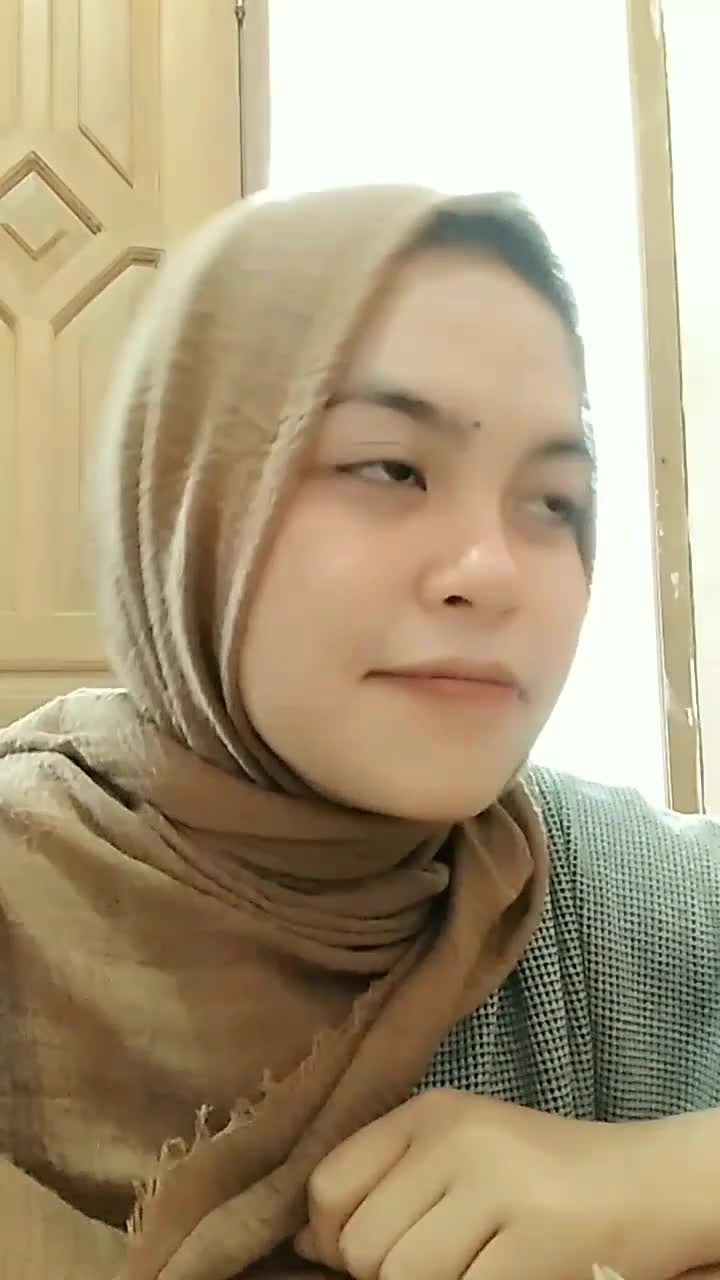 Al waba' (selvi oktavia, umur 18 tahun, Batu jawa timur) 