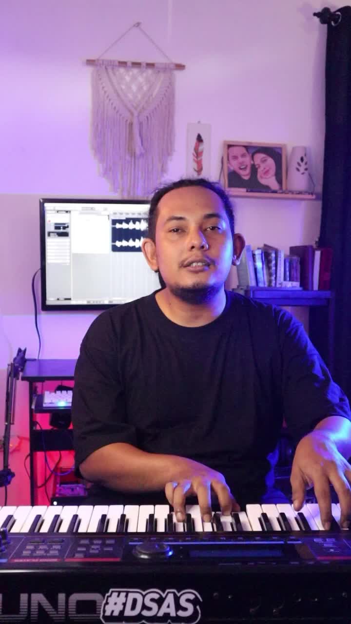 Sebelum Cahaya Cover By Rizal