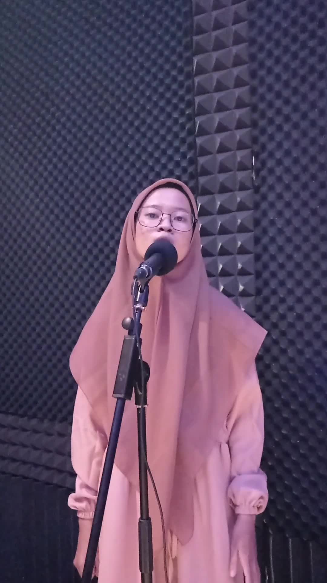 Naurah Salsabila_16 Tahun_Depok_Ya Habibal Qolbi