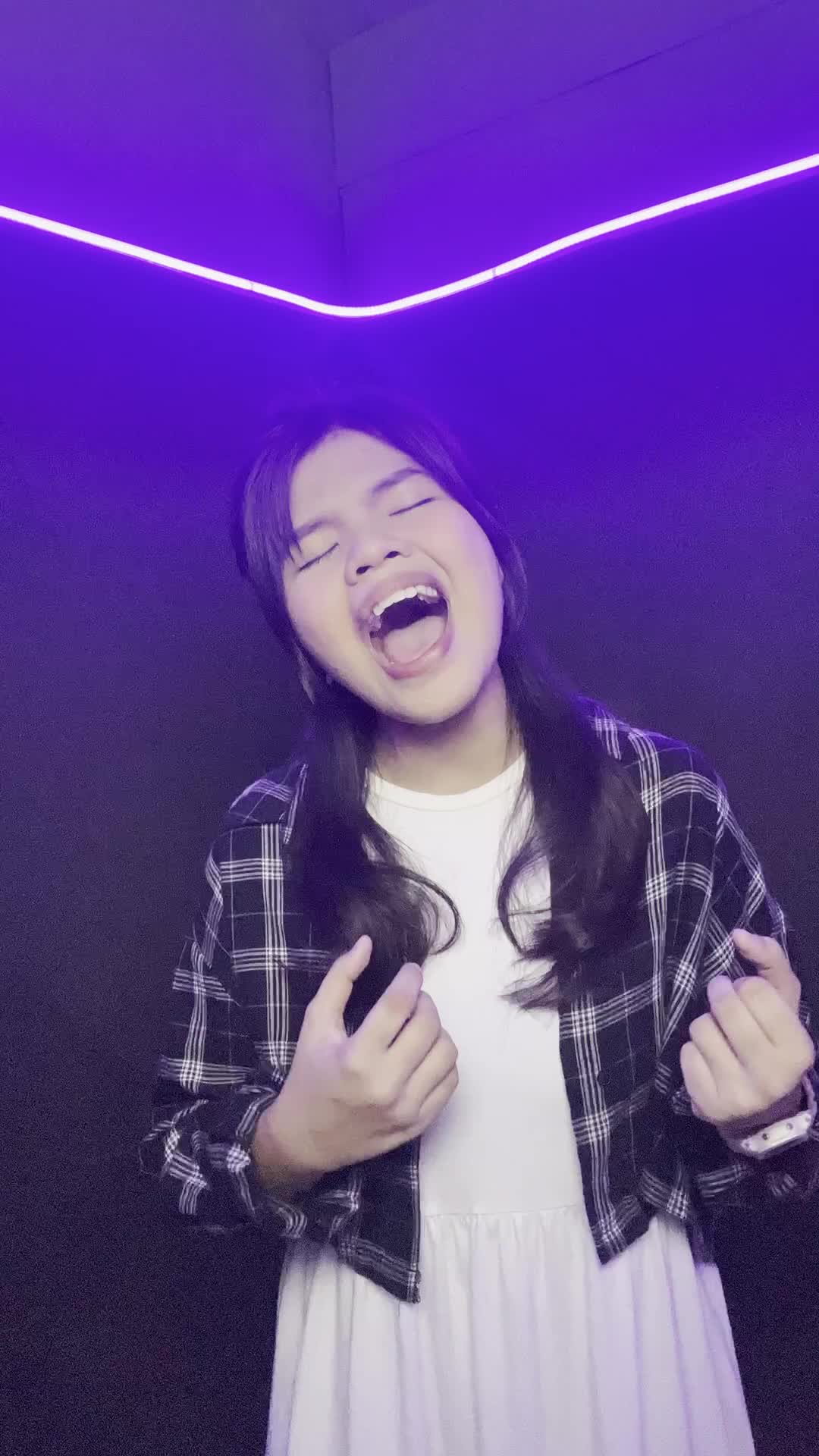 XFI2023 (SOLO) KESYA POWI RENATA 17 TAHUN, PEKANBARU-RIAU, LISTEN & SANG DEWI