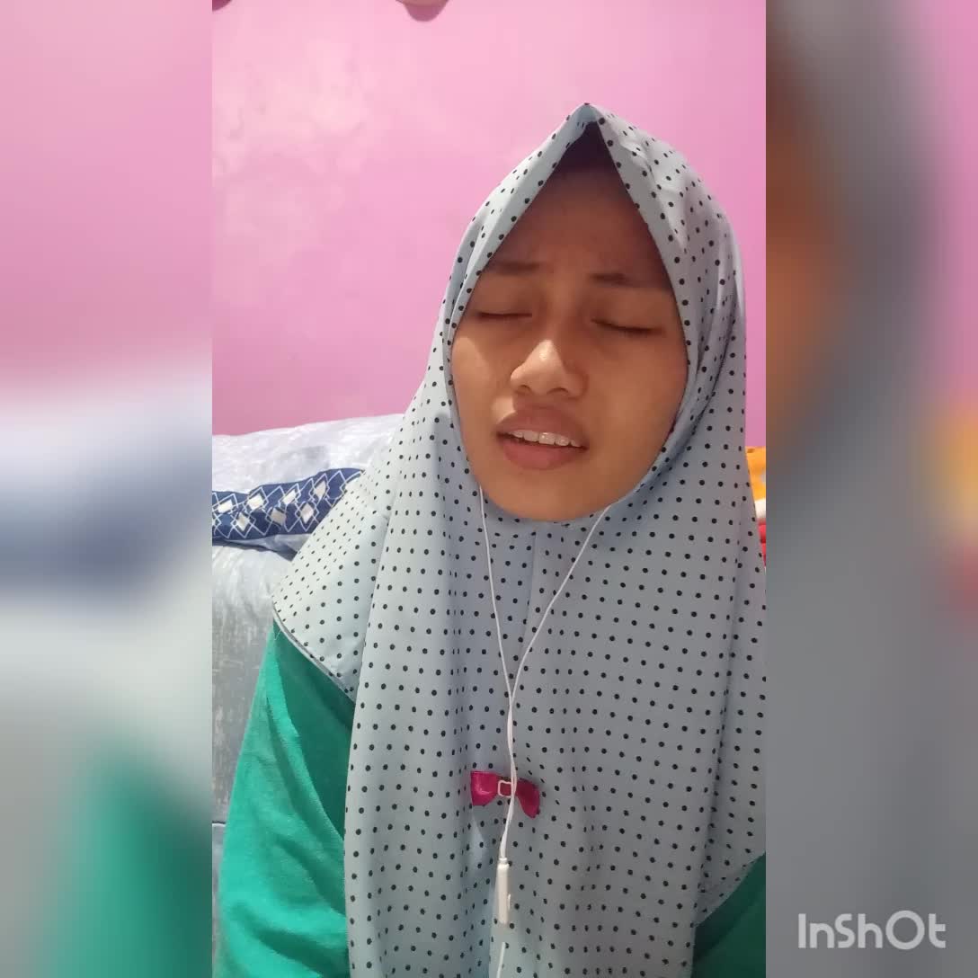Nama : Intan Kirana, Asal : Bogor Usia : 20, judul : Nurul Ain
