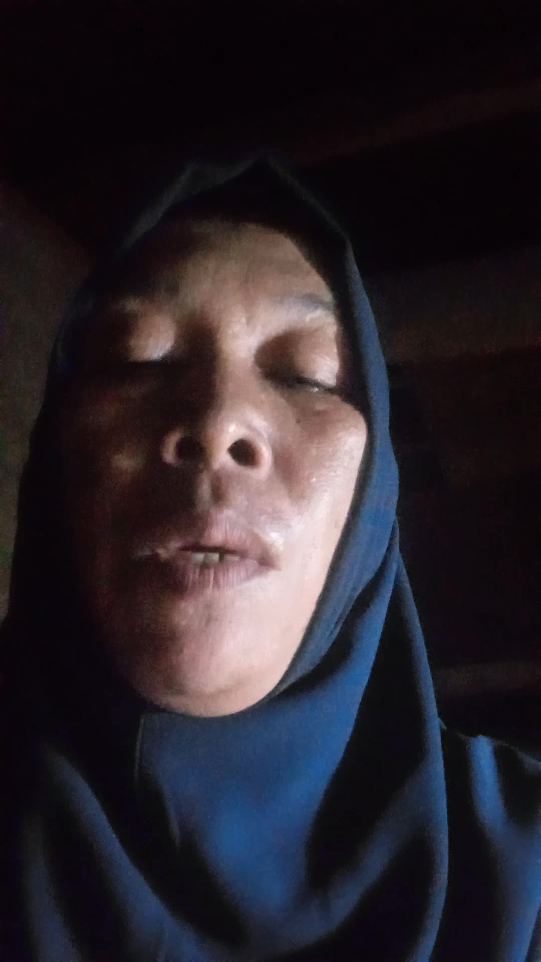 seorang ibu anak satu yang gagal dalam berumah tangga 😭😭😭🙏🏻🙏🏻🙏🏻