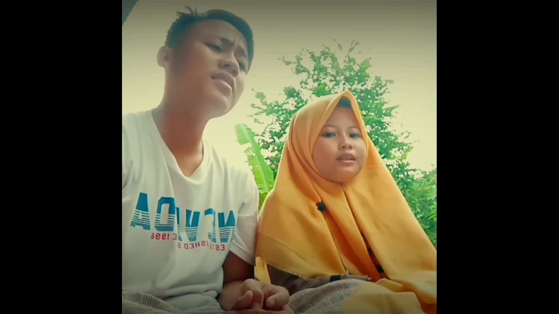 NAMA: Fiqih Febriansyah , Bersama Adik Saya Salsa Bila Nadhifah , Umur Saya 18 th, Dari Brebes, judul lagu : ya immamarus versi tumpatung