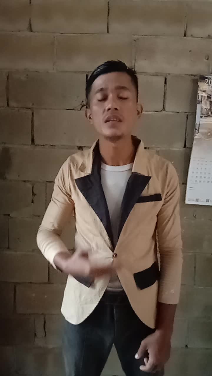 terhanyut dalam kemersaan