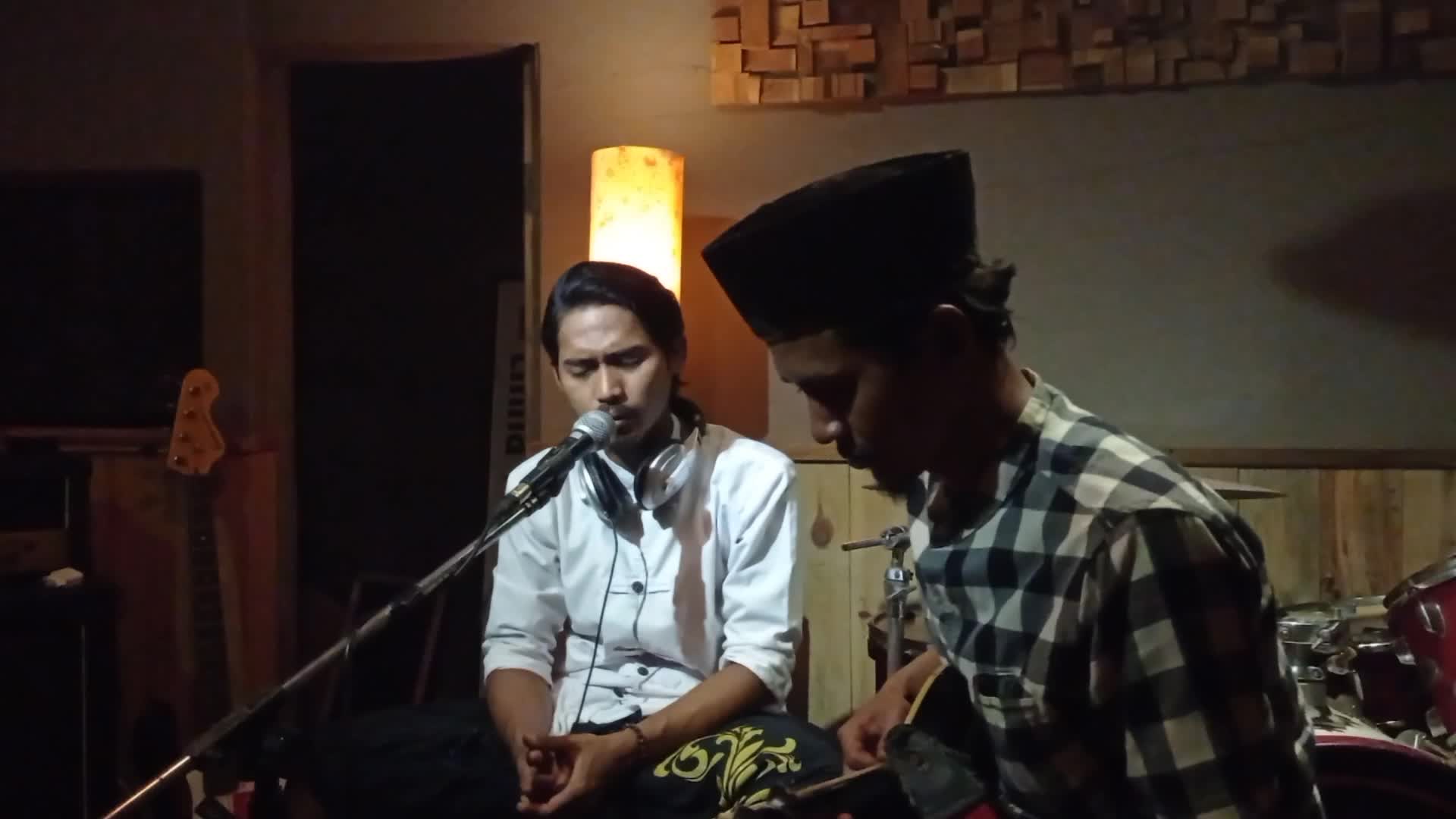 Assalamu'alaikum, Persembahan Rindu untuk Baginda Nabi Muhammad SAW. Emha Faiez Habiby - 29 - BREBES -JATENG - YAA NABI SALAM 'ALAIKA.