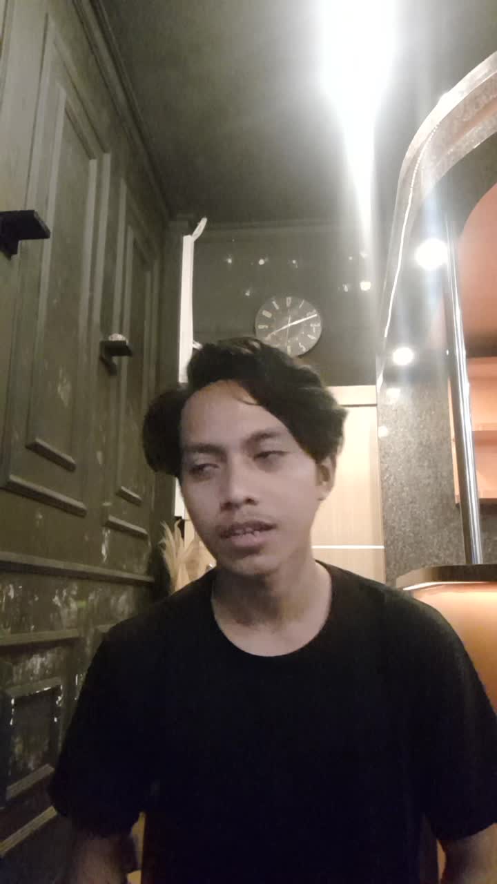 TINBS_Tri Sultan Bulqiah_Sumbawa Besar_21 Tahun_Hampa