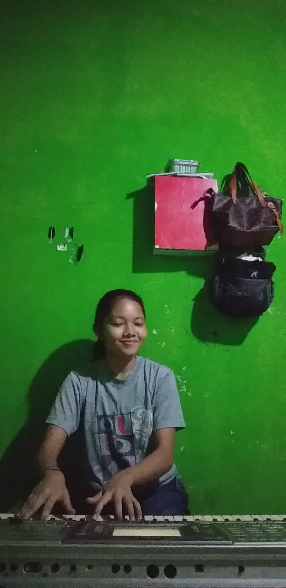 We Are The Champions-Queen | Piano Style Instrument 