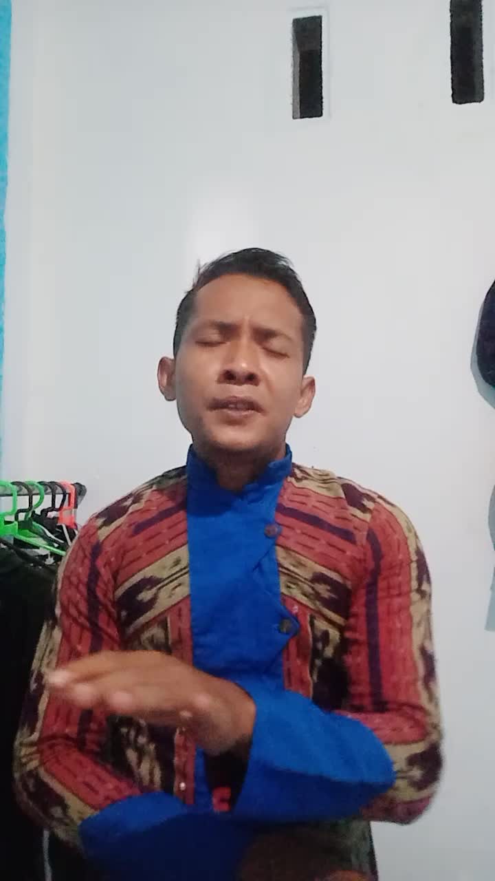 Mengejar Badai Awenk Lombok #AUDITIONRISINGSTARINDONESIADANDUT 081944104208