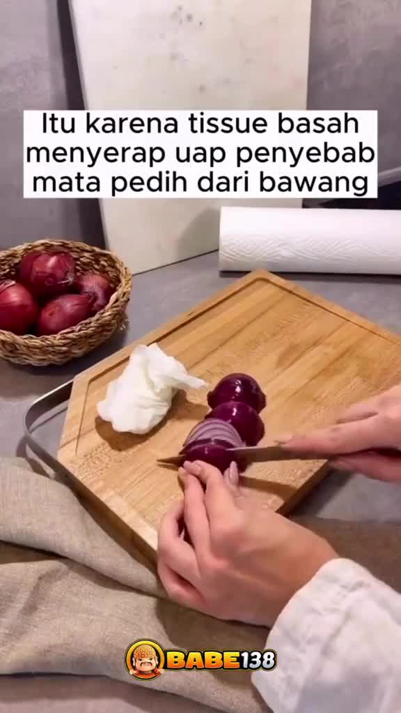Tips biar ga nangis pas motong bawang