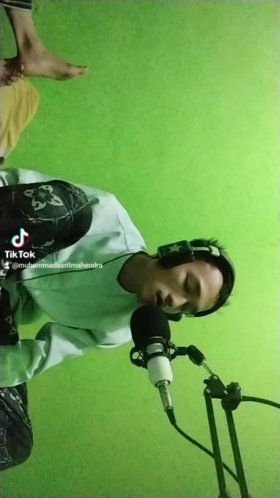 Noah separuh aku cover by Muhammad Asril Mahendra