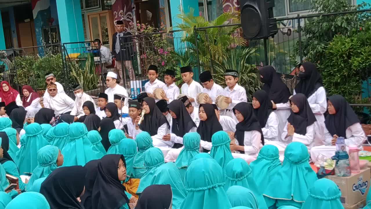 Tim marawis anak2 hebat SDN Pondok Betung 01.... 