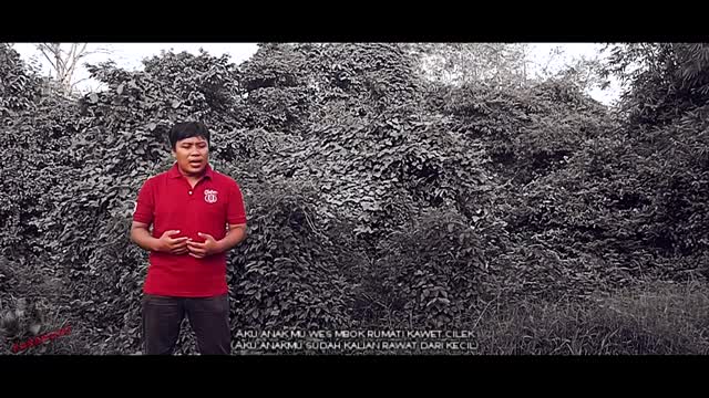 lagu judul bapak ibu, lagu ini salah satu lagu ciptaan saya, lagu ini bercerita tentang perjuangan orang tua untuk anak anak nya. 
