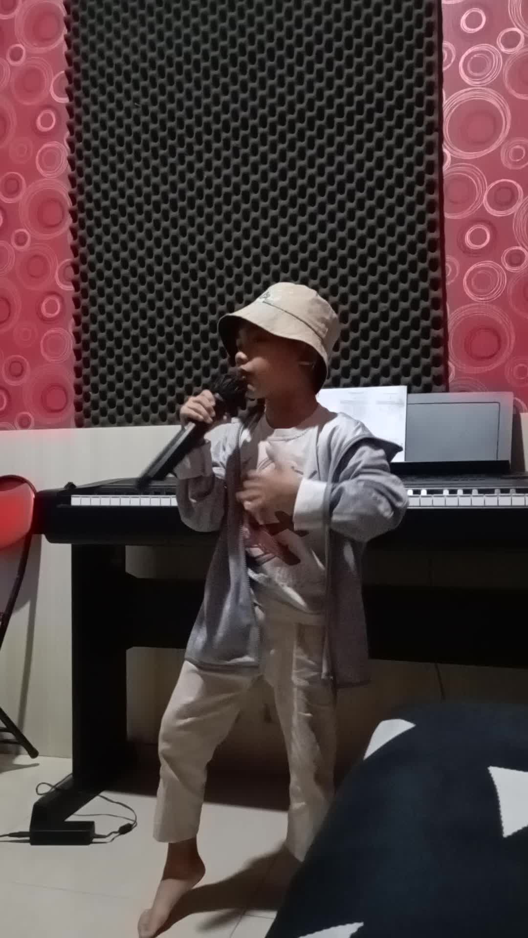 Ahmad Bilal Pulungan (6tahun) 